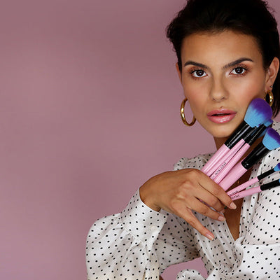 Back to School Beauty: Choosing the Perfect Makeup Brushes