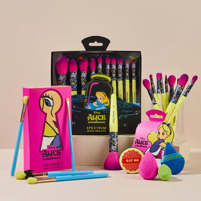 Alice in Wonderland Stay Curious Makeup Brush Bundle